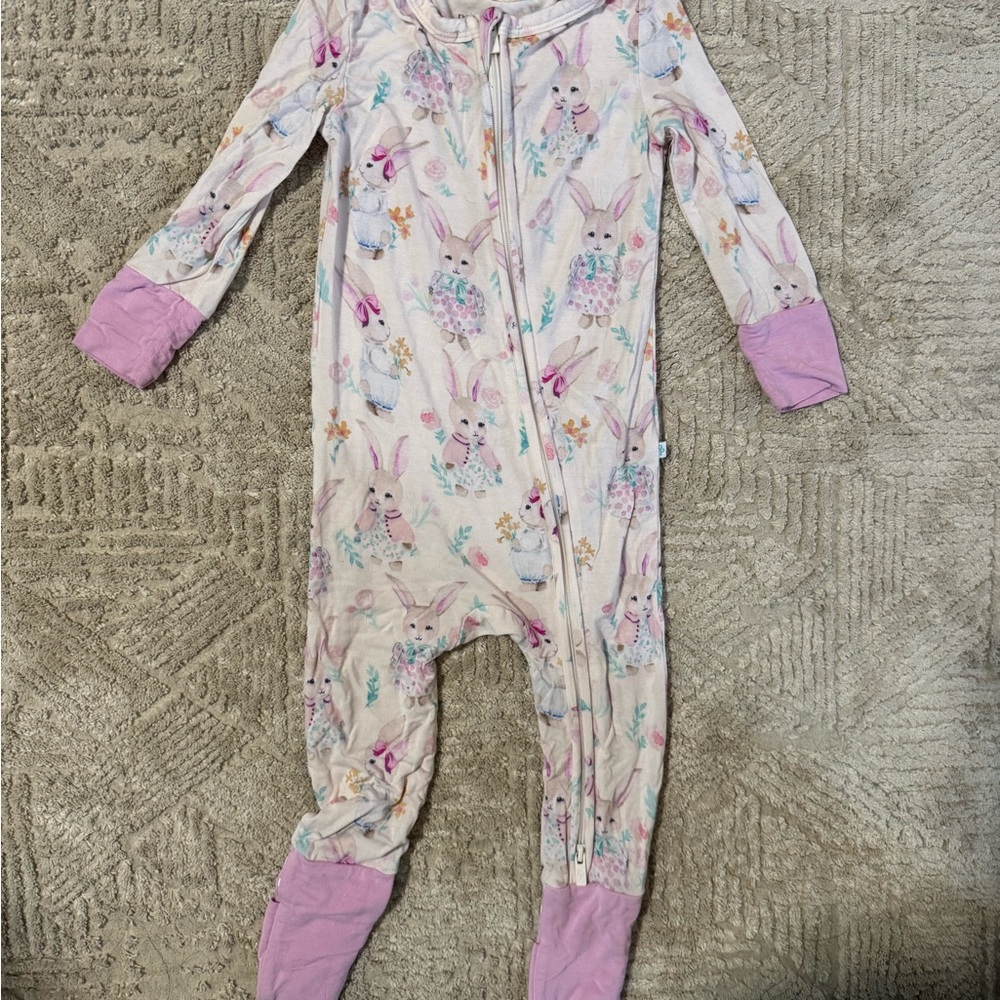 Posh Peanut Bunny Print Baby Girls’ Footie in Pink and Cream